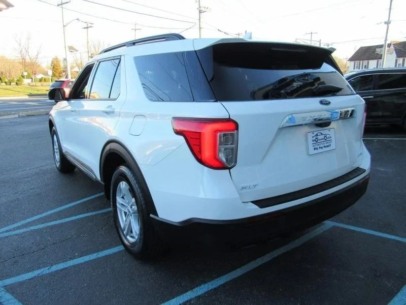 2023 Ford Explorer 6th Gen - Image 6 of 12