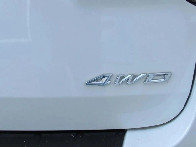 2023 Ford Explorer 6th Gen - Image 8 of 12