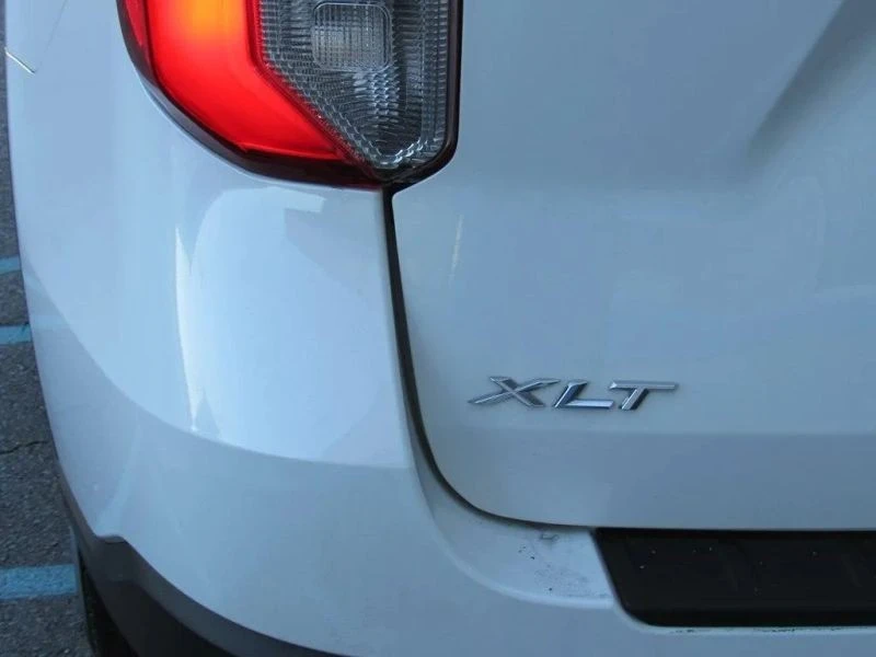 2023 Ford Explorer 6th Gen - Image 7 of 12