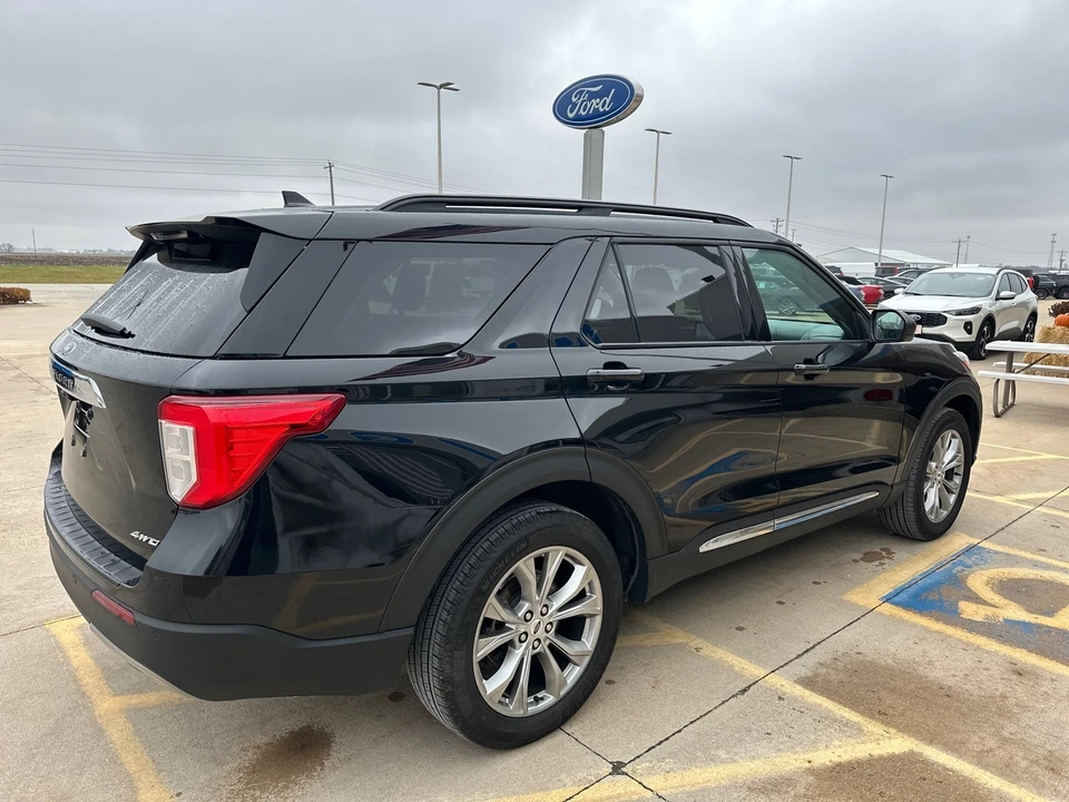 2023 Ford Explorer 6th Gen - Image 10 of 12