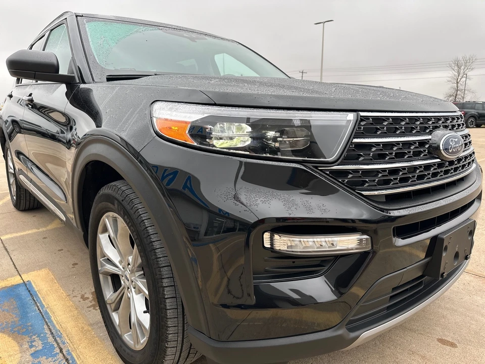 2023 Ford Explorer 6th Gen - Image 6 of 12