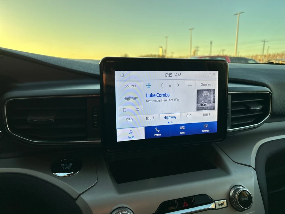 2023 Ford Explorer 6th Gen - Image 16 of 21
