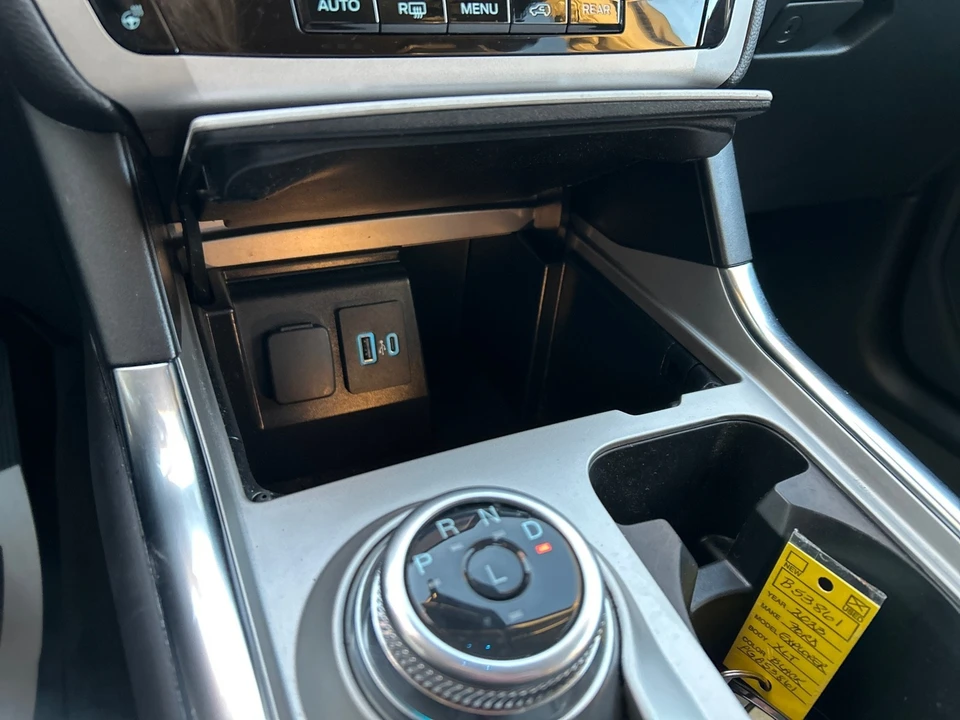 2023 Ford Explorer 6th Gen - Image 21 of 21
