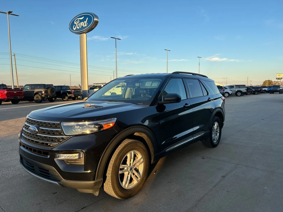 2023 Ford Explorer 6th Gen - Image 4 of 12