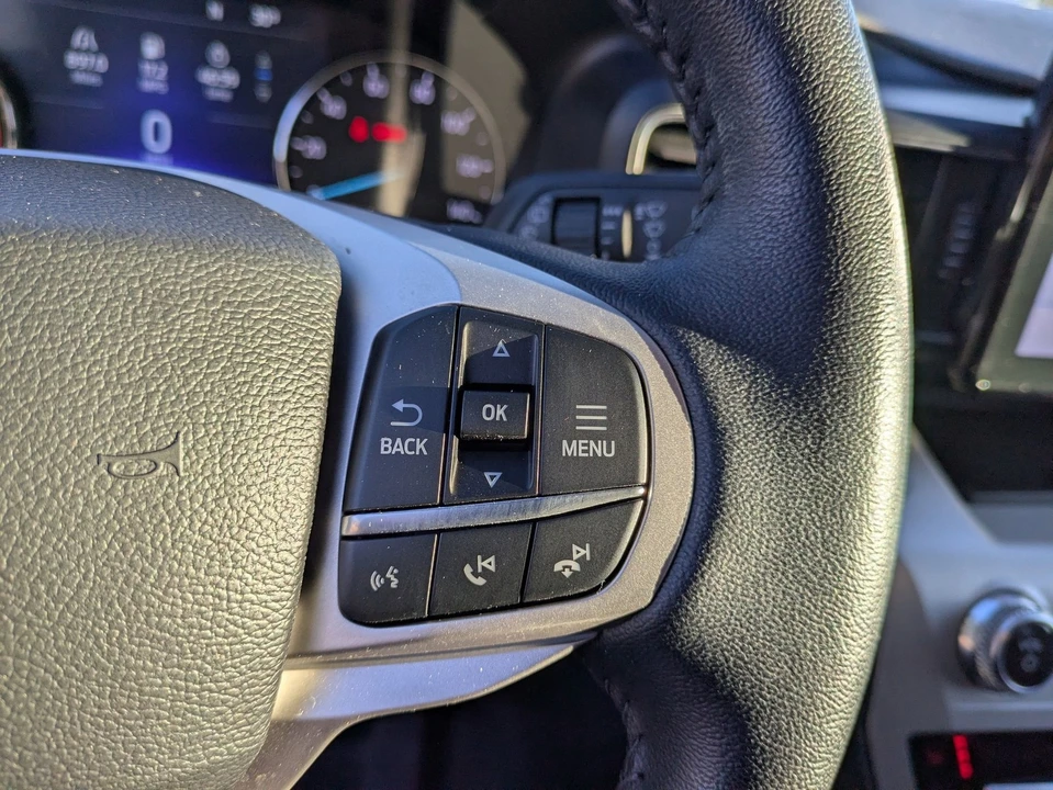 2023 Ford Explorer 6th Gen - Image 19 of 21