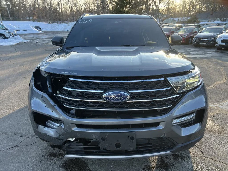 2023 Ford Explorer 6th Gen - Image 3 of 12