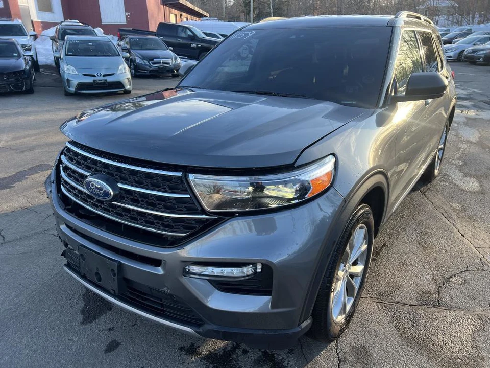 2023 Ford Explorer 6th Gen - Image 10 of 12