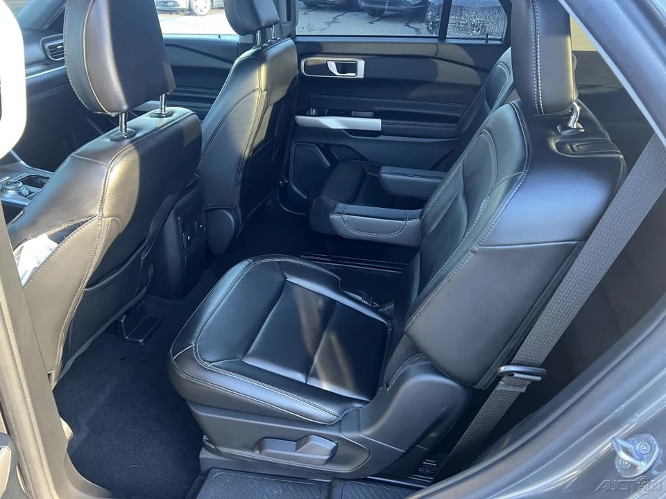 2023 Ford Explorer 6th Gen - Image 12 of 12