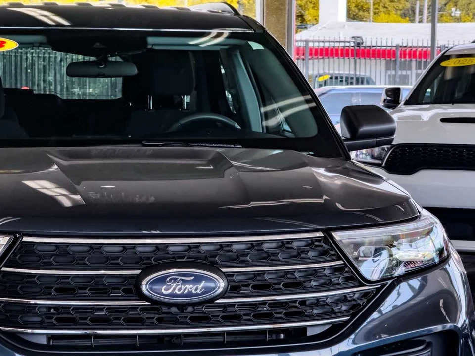 2023 Ford Explorer 6th Gen - Image 20 of 21