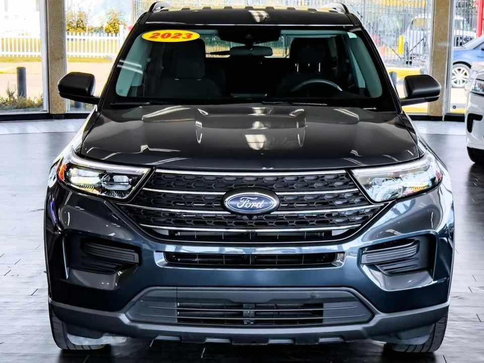 2023 Ford Explorer 6th Gen - Image 3 of 21