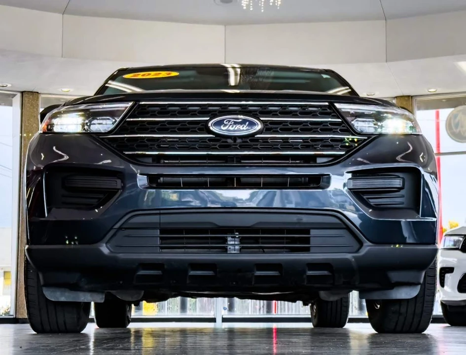 2023 Ford Explorer 6th Gen - Image 4 of 21