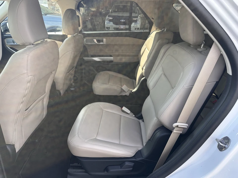 2023 Ford Explorer 6th Gen - Image 12 of 12