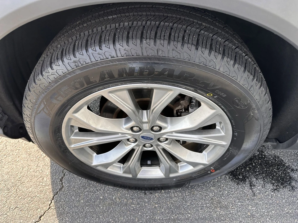 2023 Ford Explorer 6th Gen - Image 30 of 31