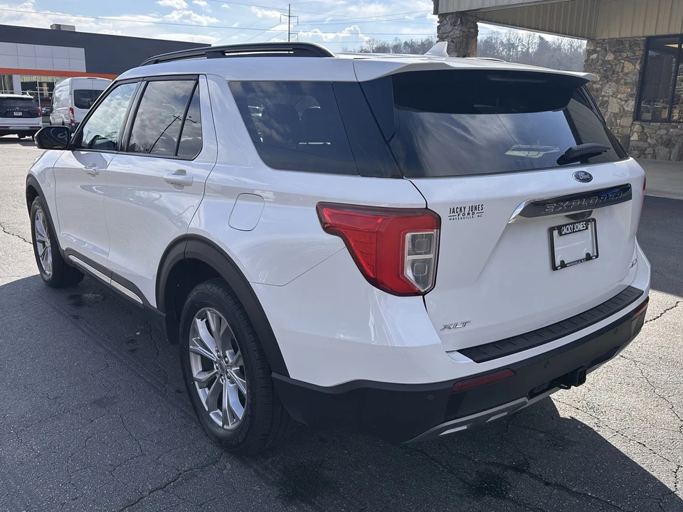 2023 Ford Explorer 6th Gen - Image 8 of 12