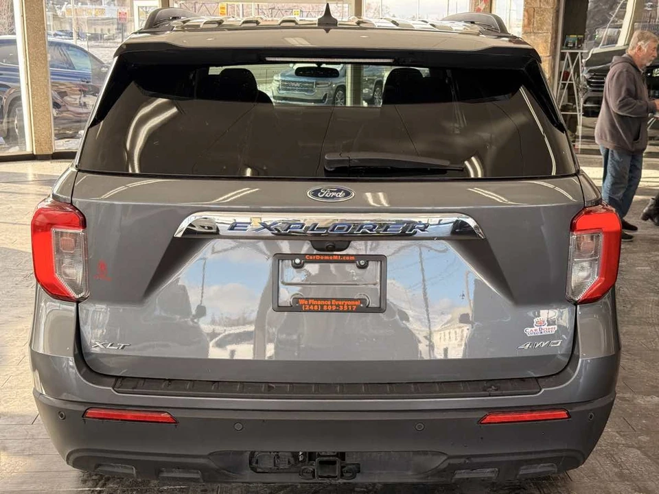 2023 Ford Explorer 6th Gen - Image 12 of 12
