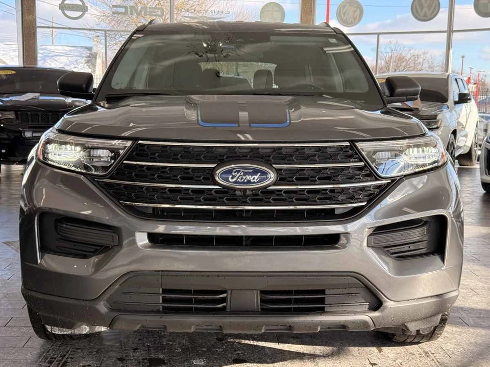 2023 Ford Explorer 6th Gen - Image 4 of 31
