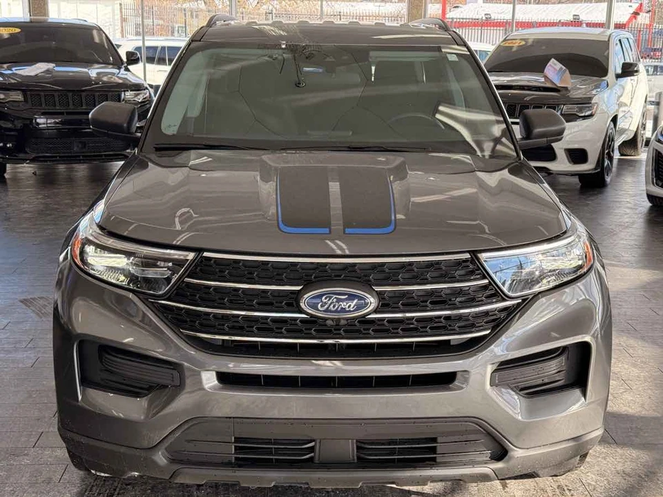 2023 Ford Explorer 6th Gen - Image 3 of 31