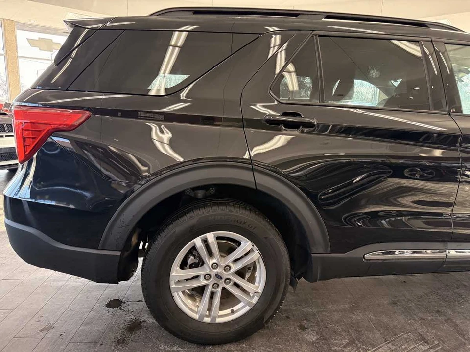 2023 Ford Explorer 6th Gen - Image 6 of 21