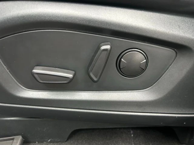 2023 Ford Explorer 6th Gen - Image 9 of 12