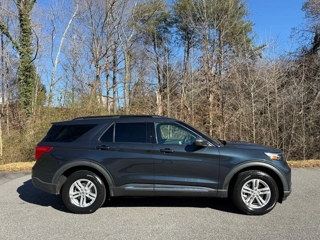 2023 Ford Explorer 6th Gen - Image 5 of 12