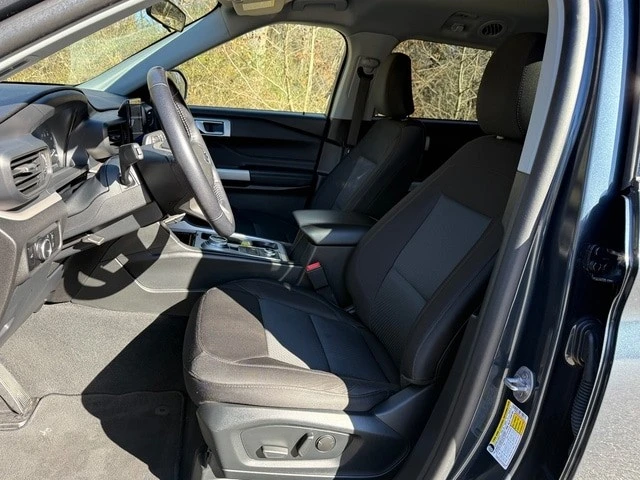 2023 Ford Explorer 6th Gen - Image 11 of 12