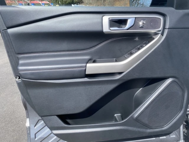 2023 Ford Explorer 6th Gen - Image 21 of 21