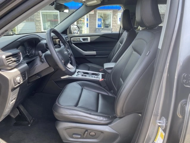 2023 Ford Explorer 6th Gen - Image 18 of 21