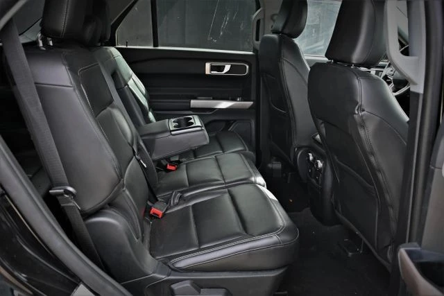 2023 Ford Explorer 6th Gen - Image 18 of 21