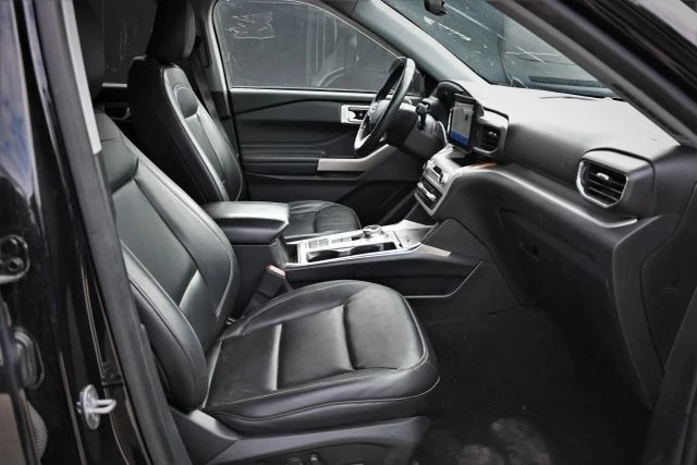 2023 Ford Explorer 6th Gen - Image 15 of 21