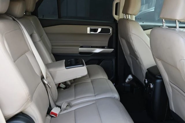 2023 Ford Explorer 6th Gen - Image 14 of 19