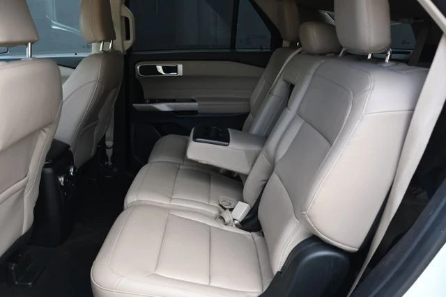 2023 Ford Explorer 6th Gen - Image 15 of 19