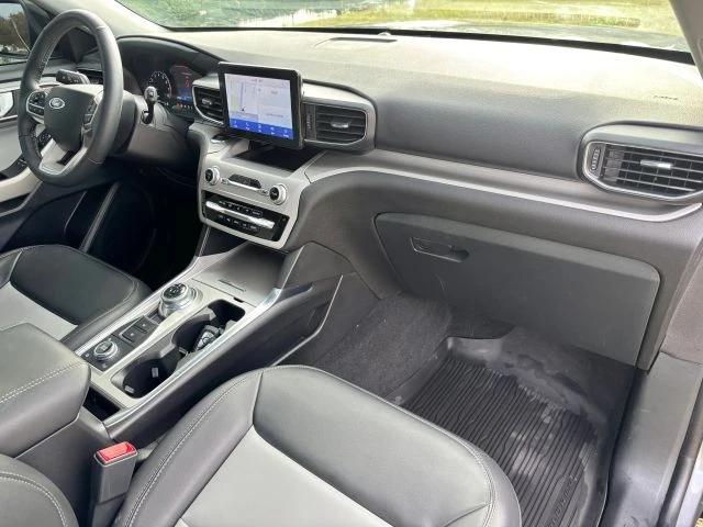 2023 Ford Explorer 6th Gen - Image 8 of 21