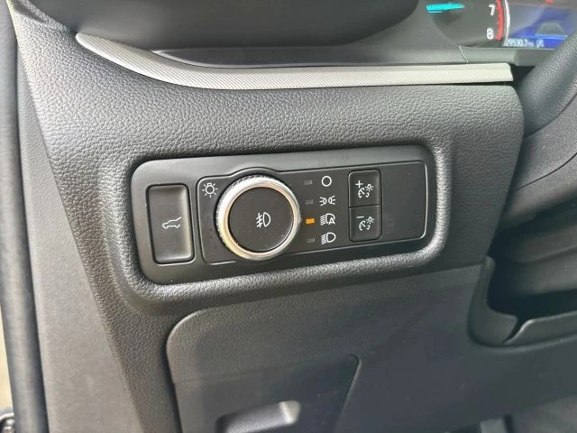 2023 Ford Explorer 6th Gen - Image 18 of 21