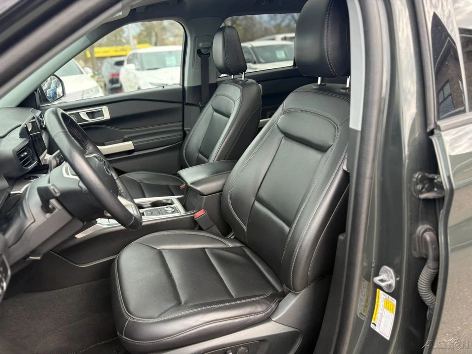 2023 Ford Explorer 6th Gen - Image 7 of 12