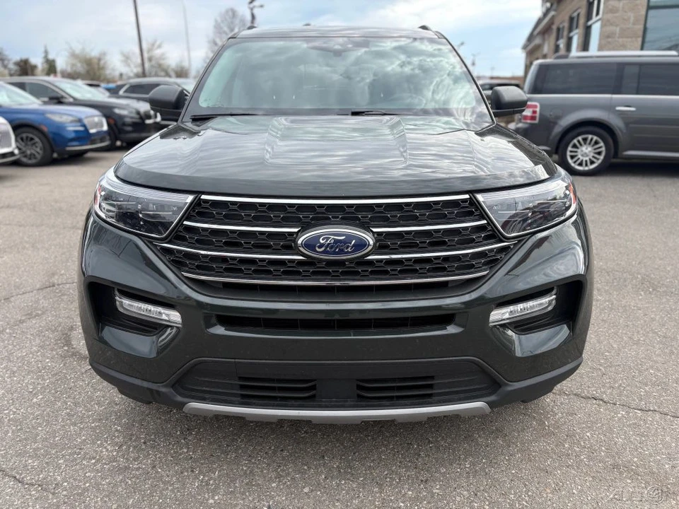 2023 Ford Explorer 6th Gen - Image 2 of 12