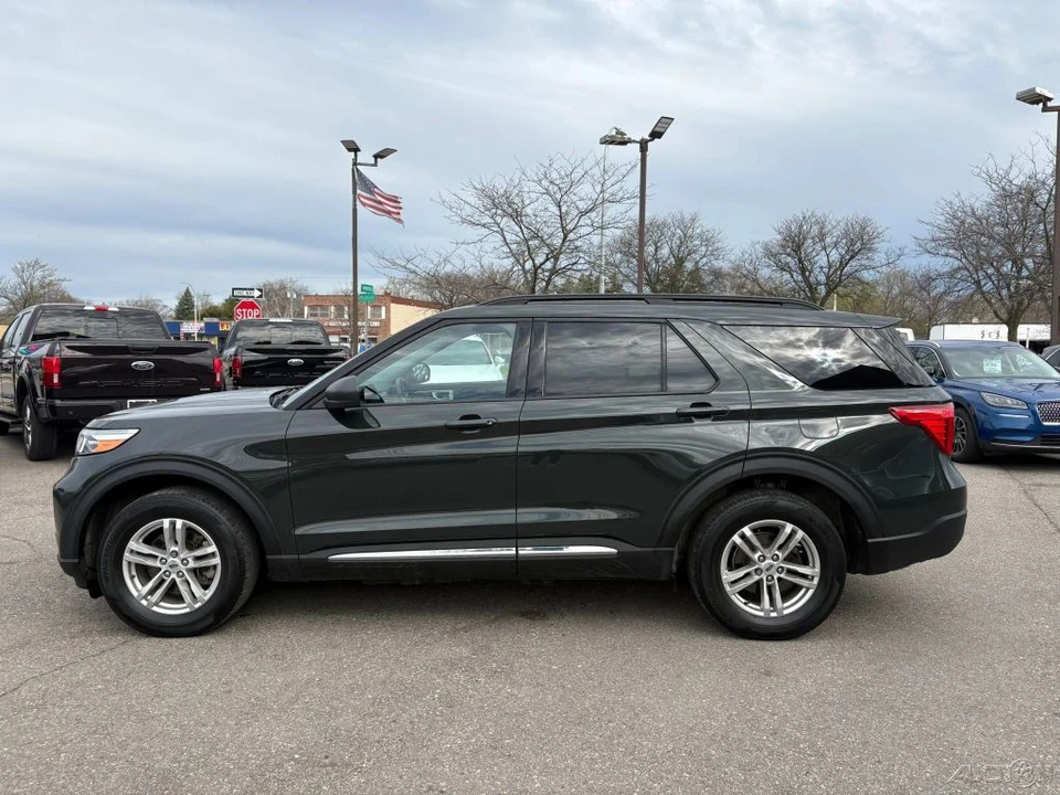 2023 Ford Explorer 6th Gen - Image 6 of 12