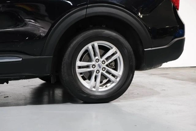 2023 Ford Explorer 6th Gen - Image 15 of 21