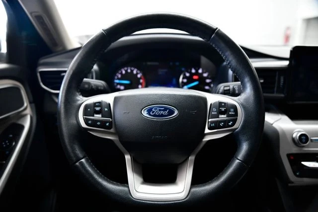 2023 Ford Explorer 6th Gen - Image 14 of 21