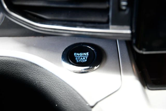 2023 Ford Explorer 6th Gen - Image 20 of 21