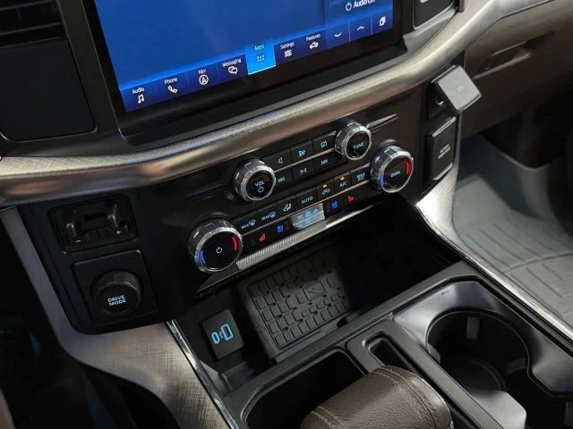 2023 Ford F-150 14th Gen - Image 26 of 31