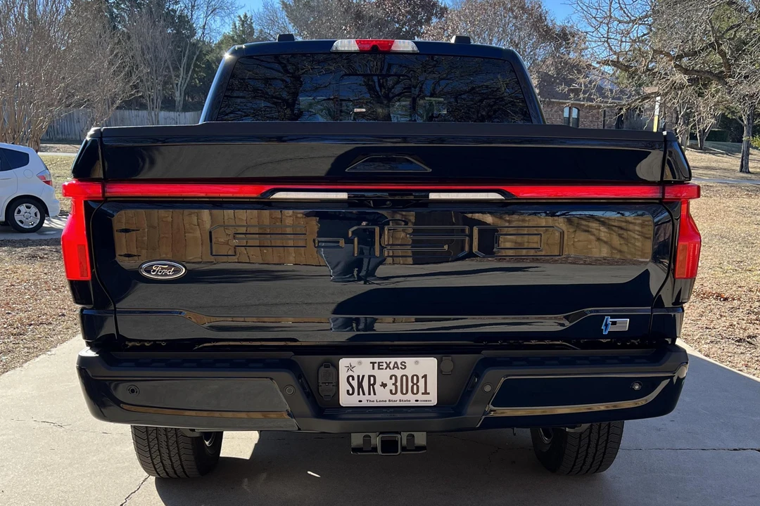 2023 Ford F-150 Lightning 14th Gen - Image 5 of 5