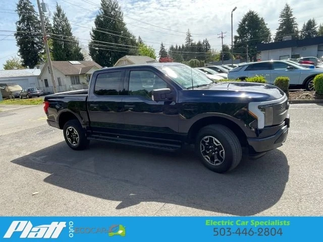 2023 Ford F-150 Lightning 14th Gen - Image 13 of 31