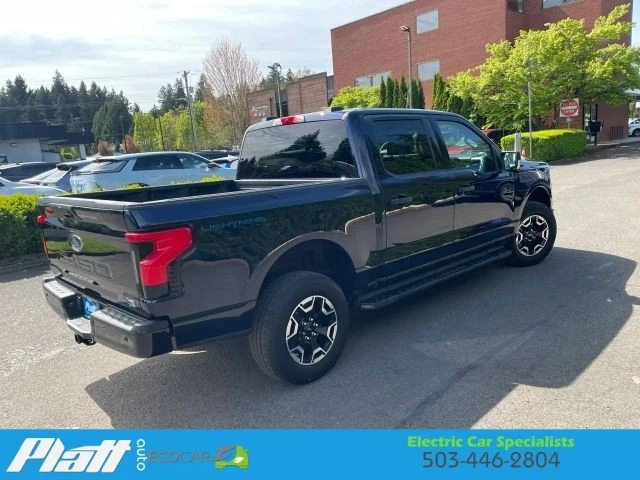 2023 Ford F-150 Lightning 14th Gen - Image 9 of 31