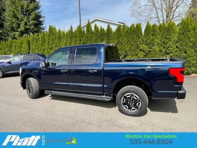 2023 Ford F-150 Lightning 14th Gen - Image 5 of 31