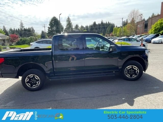 2023 Ford F-150 Lightning 14th Gen - Image 11 of 31