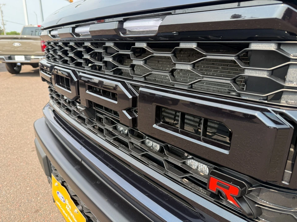2023 Ford F-150 Raptor 14th Gen - Image 11 of 31