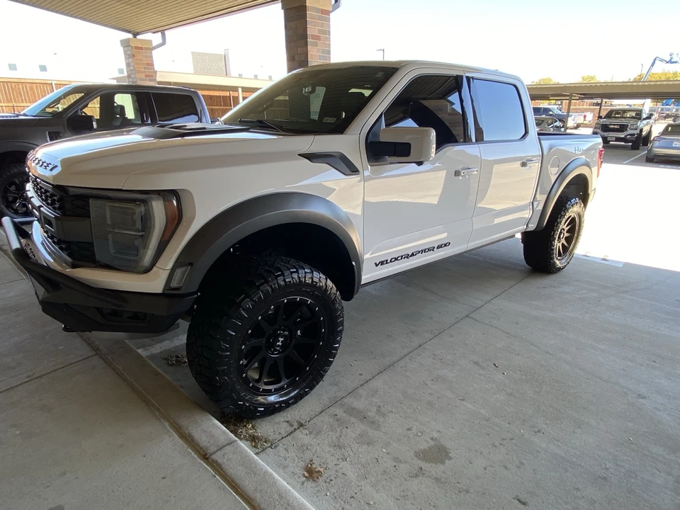 2023 Ford F-150 Raptor 14th Gen - Image 9 of 21