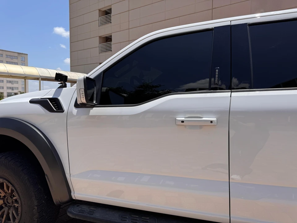 2023 Ford F-150 Raptor 14th Gen - Image 25 of 31