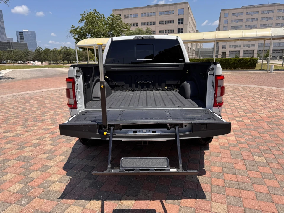 2023 Ford F-150 Raptor 14th Gen - Image 31 of 31