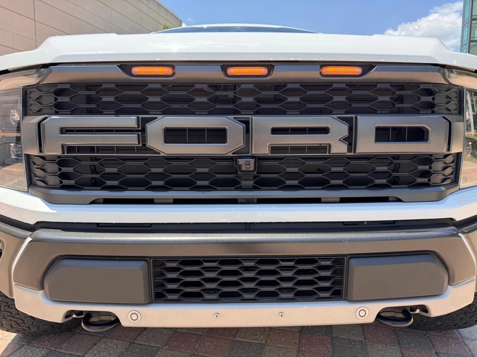 2023 Ford F-150 Raptor 14th Gen - Image 17 of 31